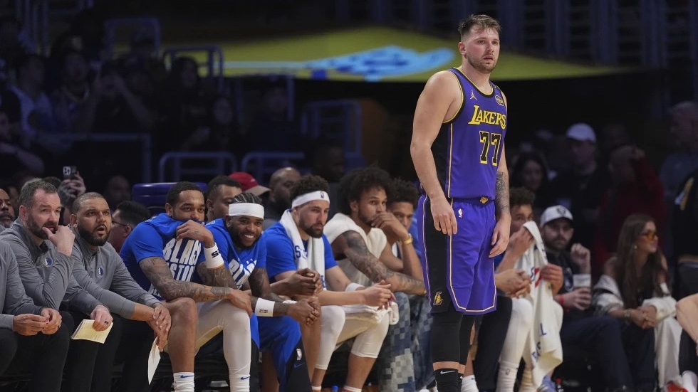107-99: Doncic brilla con triple doble ante su ex equipo